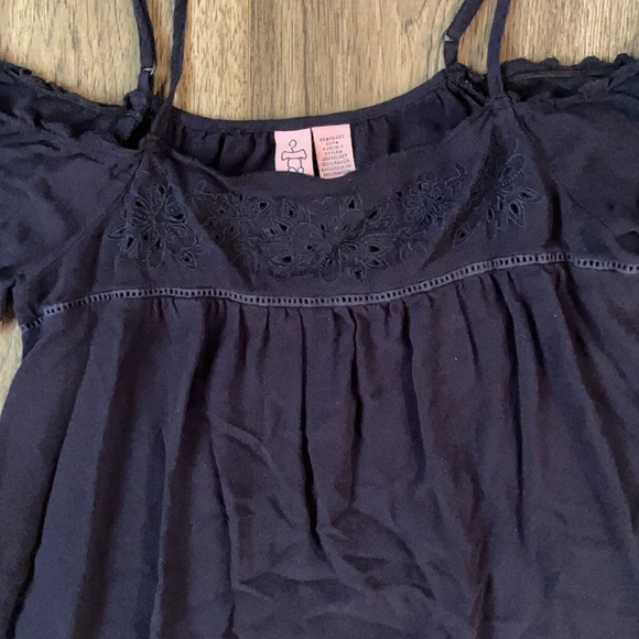 💋Open shoulder crop - Picture 2 of 6